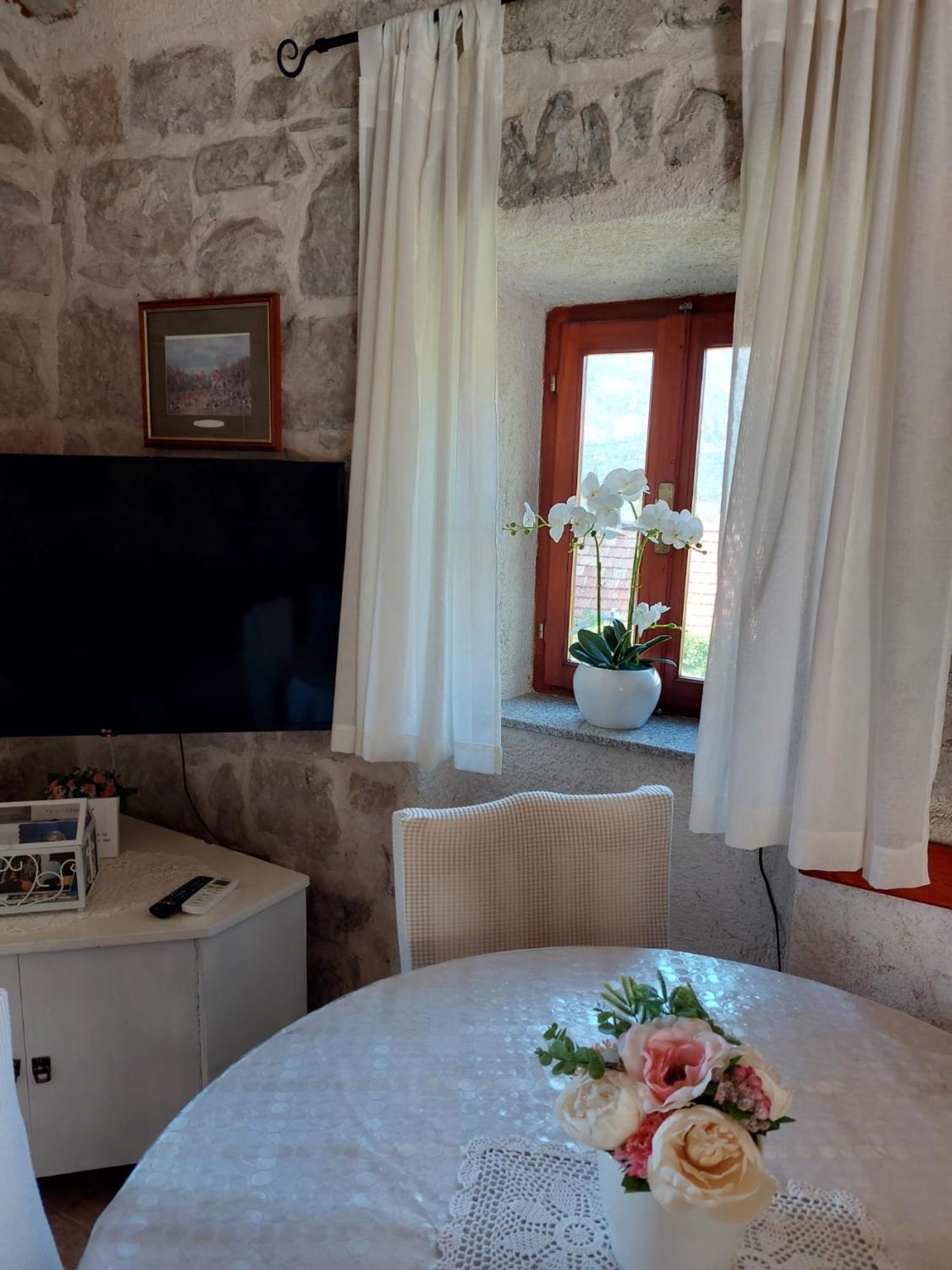 Holiday Home Sunrise Gruda Exterior photo